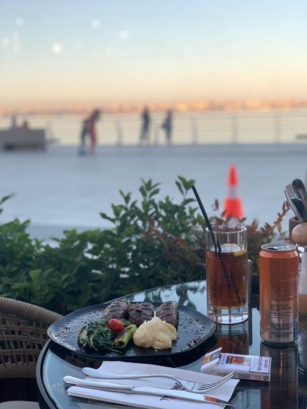 Məşhur "Dinehall" restoranı artıq sizin xidmətinizdədir - FOTO/VİDEO