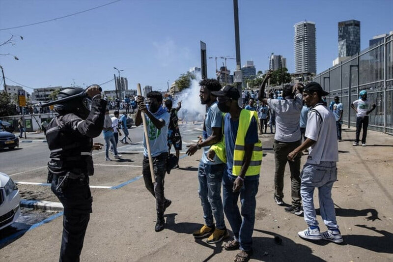 İsraildə eritreyalı mühacirlərlə polis arasında TOQQUŞMA: 160 nəfər YARALANDI