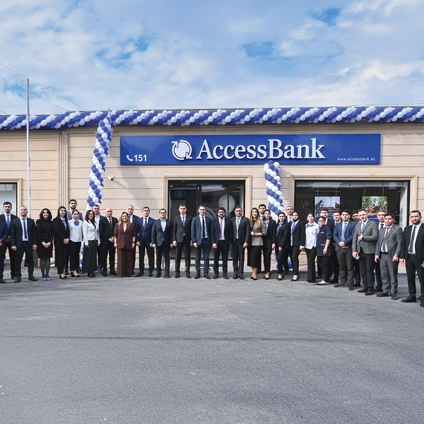 AccessBank yenilənmiş konseptli Xaçmaz filialını istifadəyə verdi