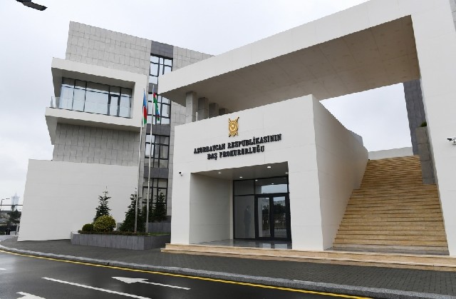 Baş Prokurorluqdan təkzib: Prokuror qardaşı oğlunu öldürən şəxsə 7 il cəza istəməyib
