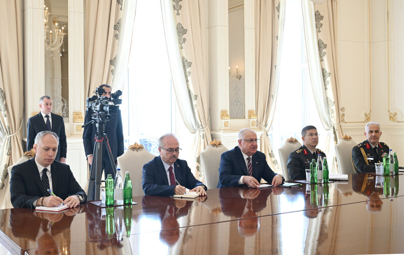 Prezident Yaşar Güləri qəbul etdi – FOTOLAR