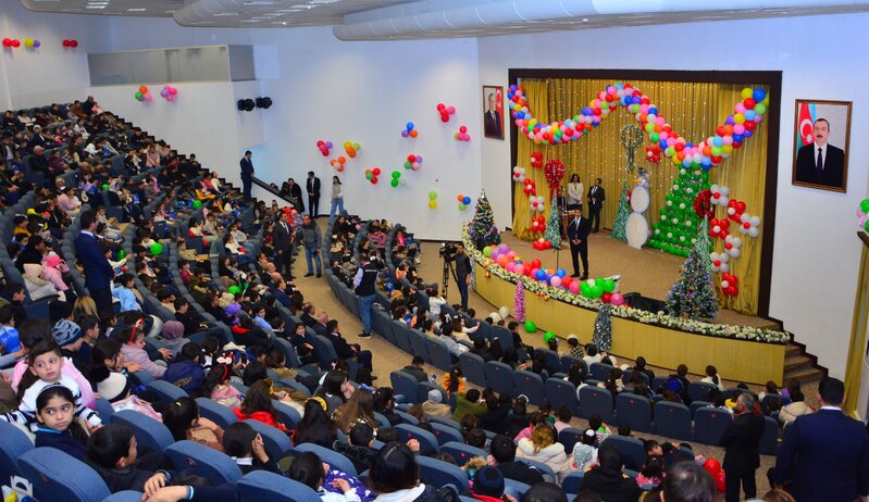 Ağstafada Dünya Azərbaycanlılarının Həmrəylik günü münasibətilə şənlik təşkil olunub - FOTOLAR