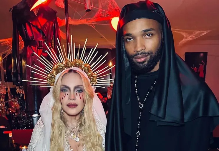 Madonna 28 yaşlı sevgilisindən ayrıldı