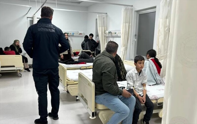 Türkiyədə 120 şagird qidadan zəhərləndi