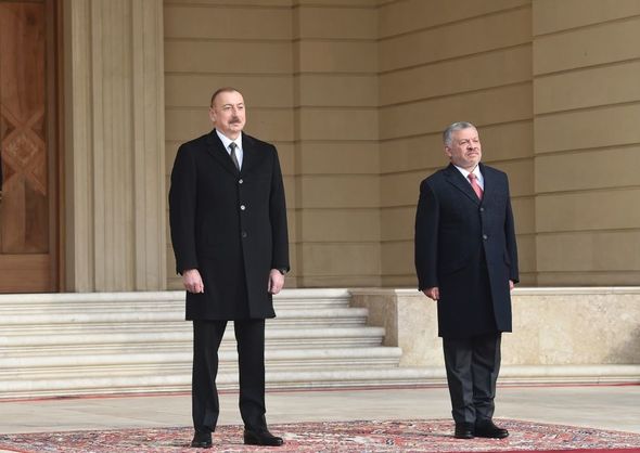 İlham Əliyev İordaniyanın kralını qarşıladı - FOTO