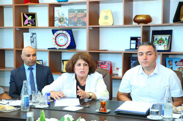 QHT-lərin fəaliyyətini tənzimləyən qanunvericiliyin təkmilləşdirilməsi ilə bağlı müzakirə keçirilib - FOTO
