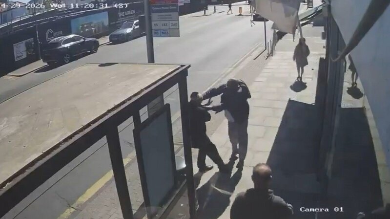 Londonda bıçaqlı şəxs yəhudilərə hücum etdi