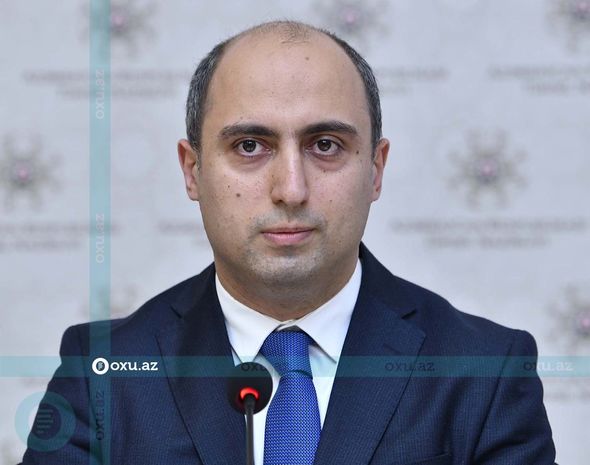 Emin Əmrullayev intihar edən məktəblilərdən yazdı - FOTO