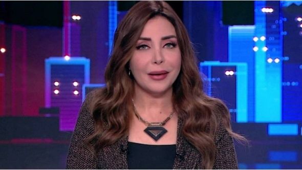 Meymun aparıcının üstünə cumdu, studiyada aləm qarışdı - VİDEO