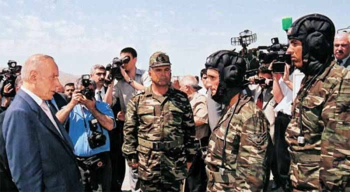 Azərbaycan Ordusunun qurulmasında Heydər Əliyev fenomeni
