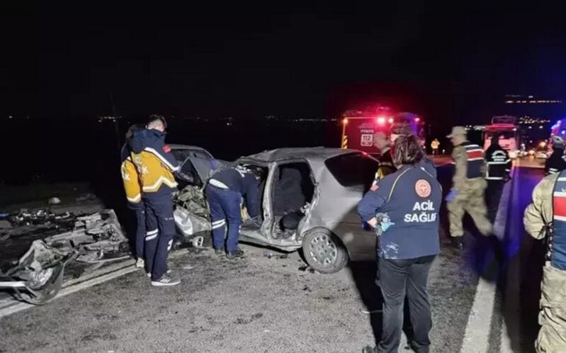 Türkiyədə ağır yol qəzası - 2 ölü, 6 yaralı