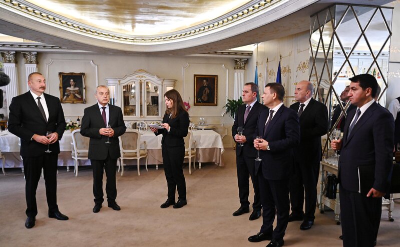 Bolqarıstanda Prezident İlham Əliyevin şərəfinə nahar verilib - FOTOLAR