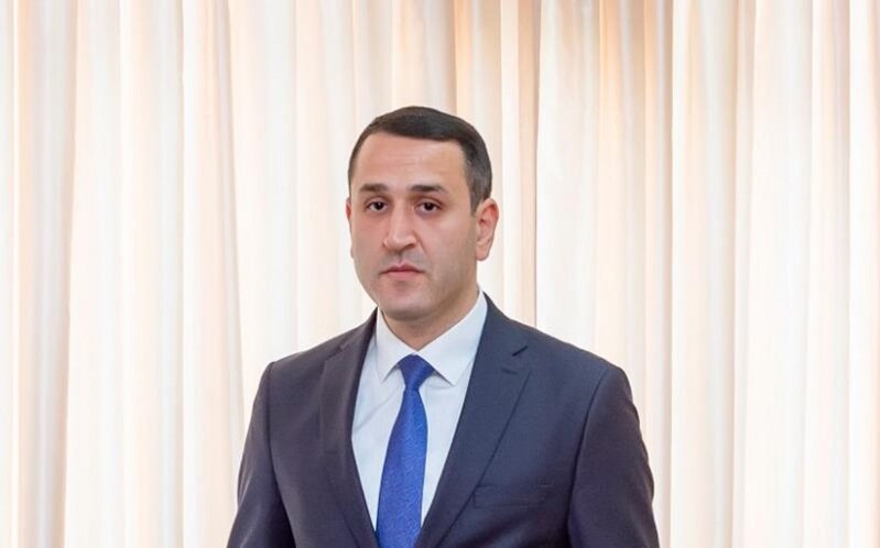 Nazir əvəzi: 'Həkimlərin Naxçıvana qayıdışı başlayıb