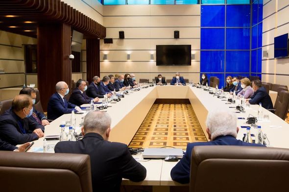 Adil Əliyev Moldova Respublikası Parlamentinin sədri ilə görüşüb - FOTO