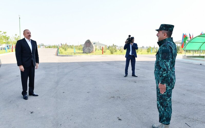 Elçin Quliyev Prezidentə raport verdi - FOTOLAR
