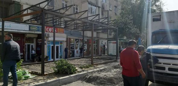 Bakıda zəbt edilən piyada səkisinə İcra Hakimiyyətindən REAKSİYA – YENİLƏNİB/ FOTO+VİDEO