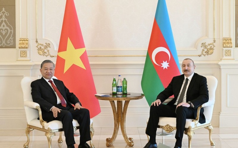 Prezidentin To Lamla geniş tərkibdə görüşü başladı