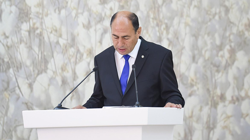 Vidadi İsayev 39 nəfəri işdən çıxardı