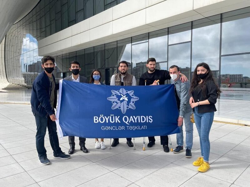 "Böyük Qayıdış" Gənclər Təşkilatı Ulu Öndərin 98-ci ildönümü ilə bağlı silsilə tədbirlər həyata keçirib – FOTO
