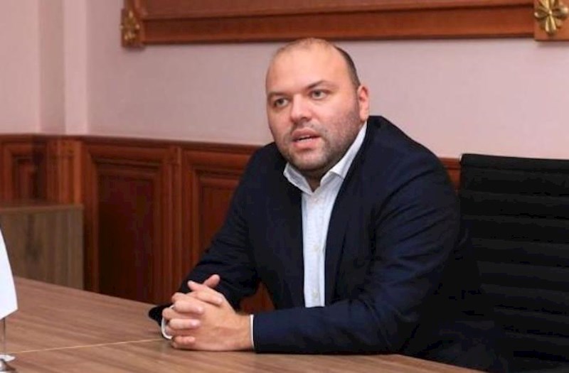 Məlumatla manipulyasiya arasında incə sərhəd: Süni intellekt jurnalistikaya necə təsir edir? — RƏYLƏR