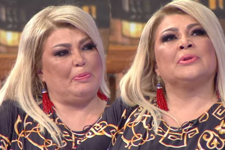 "Uşaqlarımı atıb getdim xaricə" - Mətanət ağladı