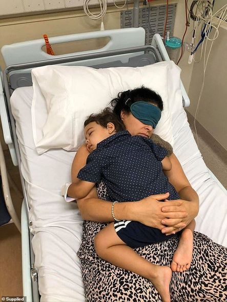 Telefonla çəkdiyi şəkil övladını ölümdən xilas etdi - FOTO