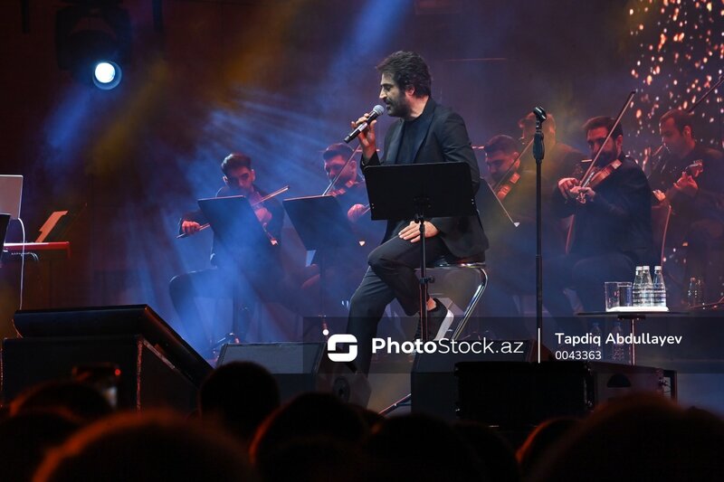 Mahsun Kırmızıgülün Bakıdakı konsertindən FOTOREPORTAJ