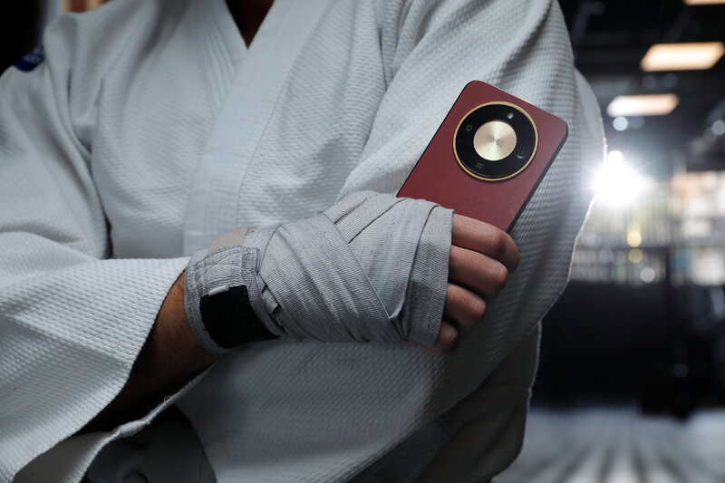 8300 mAh batareyaya malik, sarsılmaz HONOR X9d artıq satışdadır - FOTOLAR