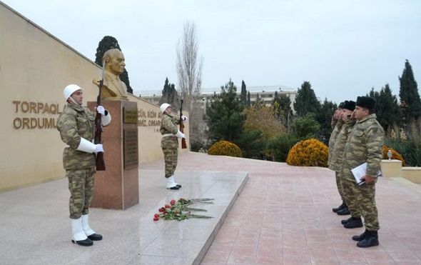 Bayramla bağlı hərbi hissələrdə "Açıq qapı" günü keçirildi - FOTO