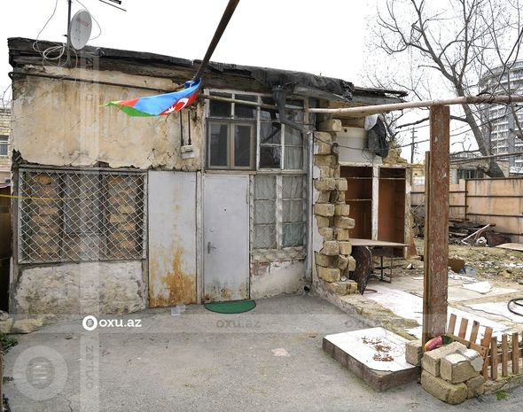 Bakıda tikinti şirkəti vətəndaşın obyektini bir ildir qanunsuz dağıdıb və bərpa etmək istəmir - FOTO/VİDEO
