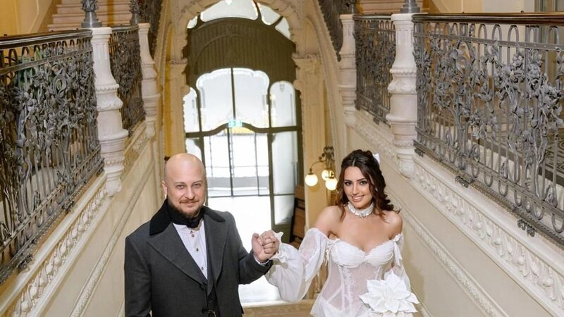 Məşhur aktrisa Budapeştdə evləndi - FOTOLAR