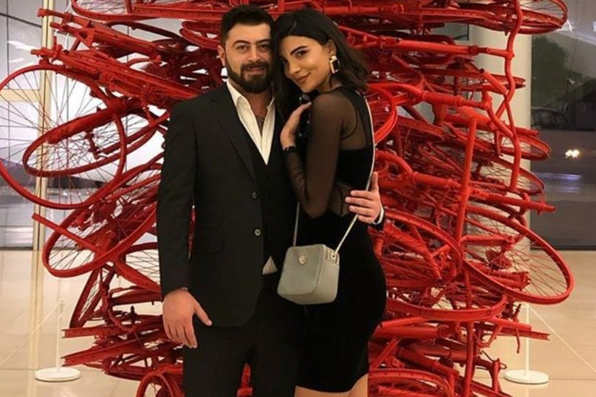 "Xoşbəxtəm ki, iki günəşim var