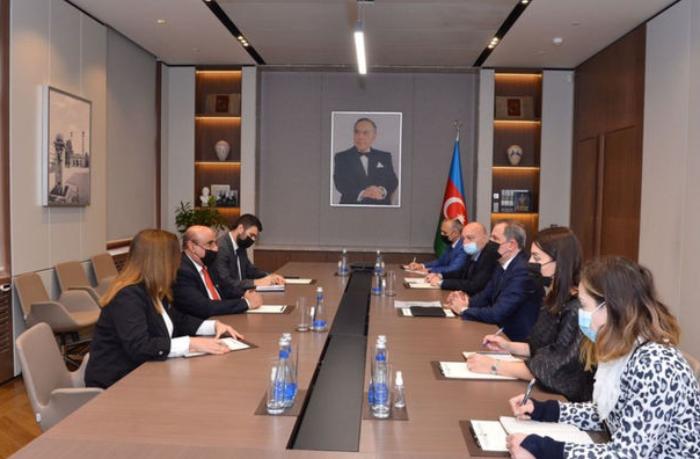 Ceyhun Bayramov Küveytin Azərbaycandakı səfiri ilə görüşdü - FOTO