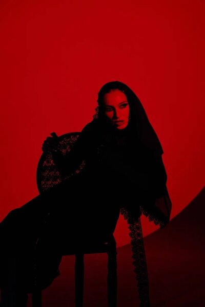 Dilarədən sürpriz tərz: 