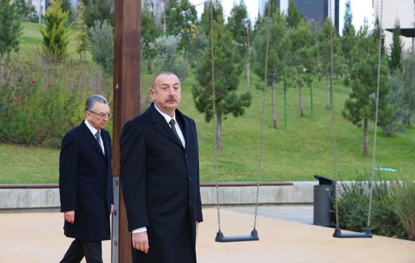 İlham Əliyev Bakıda Mərkəzi Parkın ikinci hissəsinin açılışında iştirak etdi - FOTOLAR