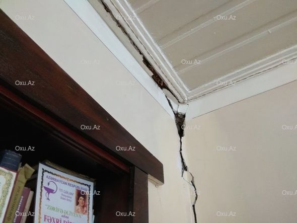 Şamaxıda zəlzələdə qəzalı vəziyyətə düşən ev hələ də bərpa olunmayıb - FOTO