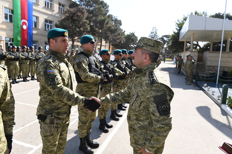 Azərbaycan sərhədçilərinə orden və medallar təqdim edilib - FOTO