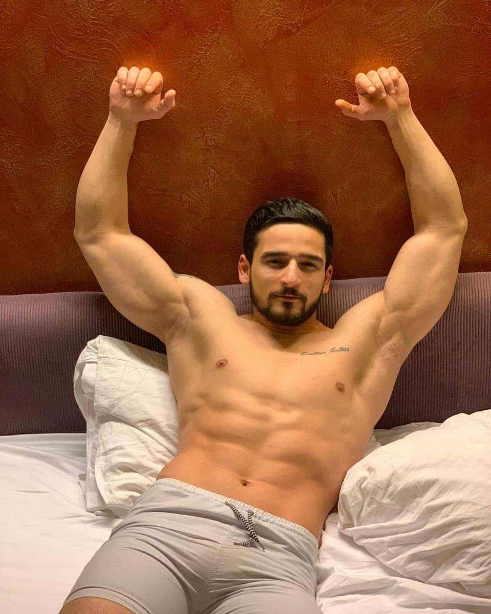 Bakıda fitnes müəllimi zalda vəfat edib - FOTO