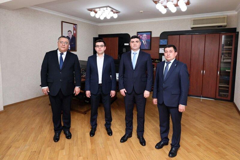 Özbəkistandan olan nümayəndələr Azərbaycanın dövlət qurumlarının fəaliyyəti ilə tanış olublar - FOTOLAR