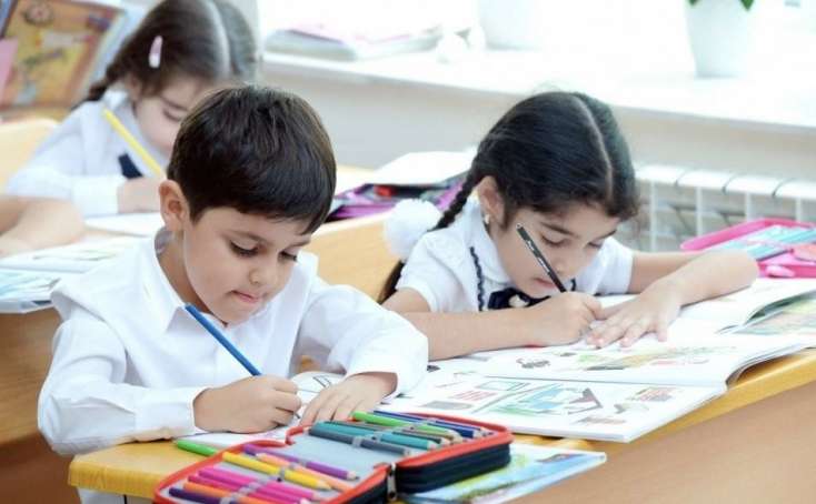 I sinfə elektron qeydiyyatla bağlı müraciət edildi