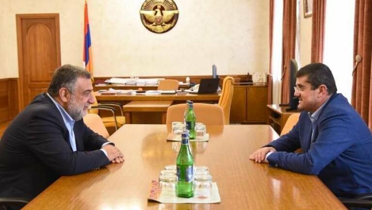Araik Arutunyan və Ruben Vardanyanın özbaşına Qarabağda nə isə etməsi mümkün deyil' - Politoloq