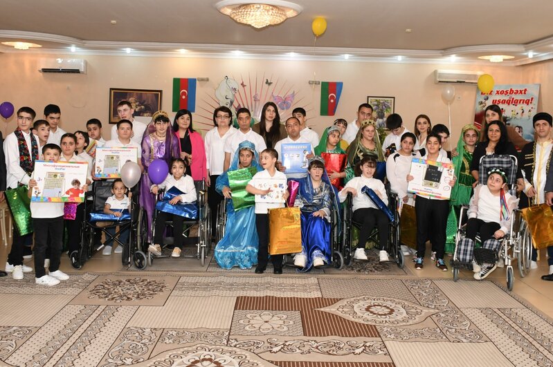 Abşeron rayonunda 1 iyun - Uşaqların Beynəlxalq Müdafiəsi Günü münasibəti ilə bayram tədbiri keçirilmişdir - FOTOLAR