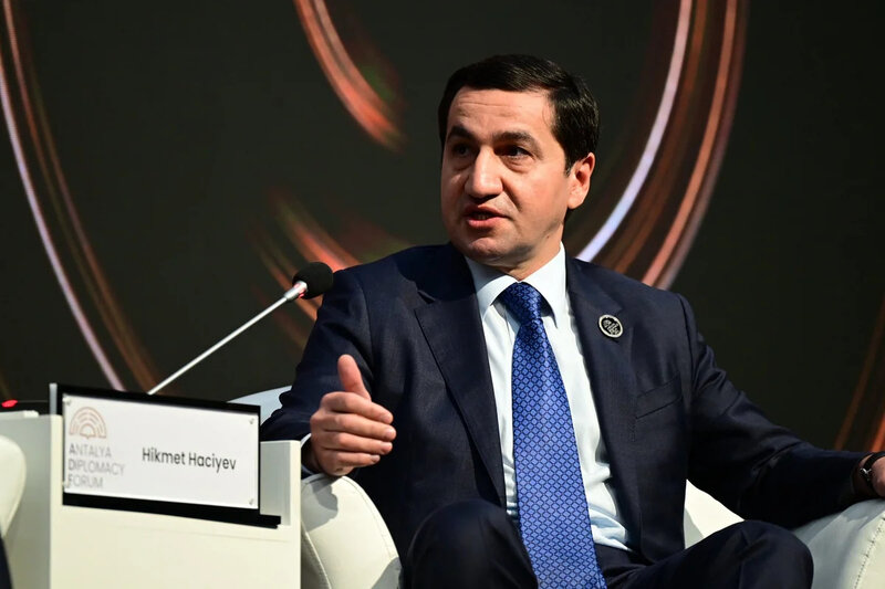 Hikmət Hacıyev: 4000-dən çox Azərbaycan vətəndaşı hələ də itkin kimi qeydiyyatdadır