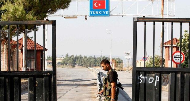 "Ermənistan "əyri güzgülər krallığı"nda yaşayır" – Ekspertlər şərh edir