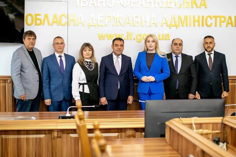 Azərbaycanla Ukrayna müxtəlif sahələrdə əməkdaşlığı müzakirə edib