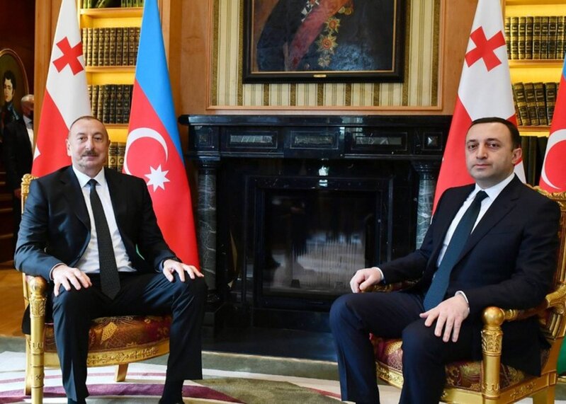 Prezidentin Qaribaşvili ilə təkbətək görüşü oldu - YENİLƏNİB