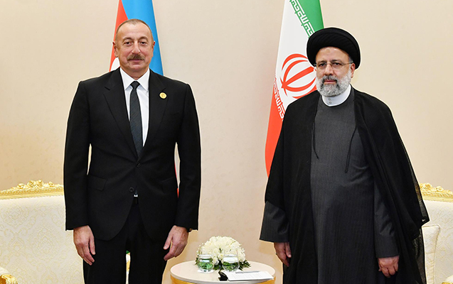 Azərbaycan Prezidenti iranlı həmkarını təbrik etdi