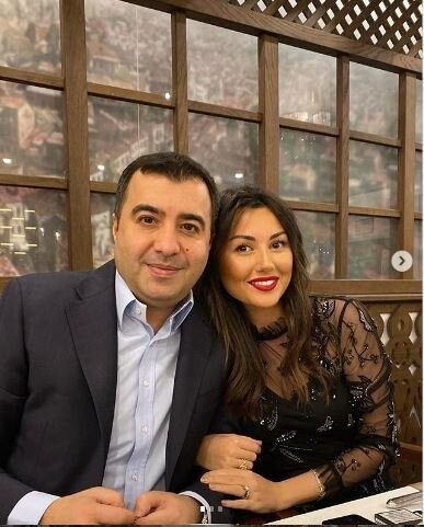 Safura 3 övladı və həyat yoldaşı ilə - FOTOLAR