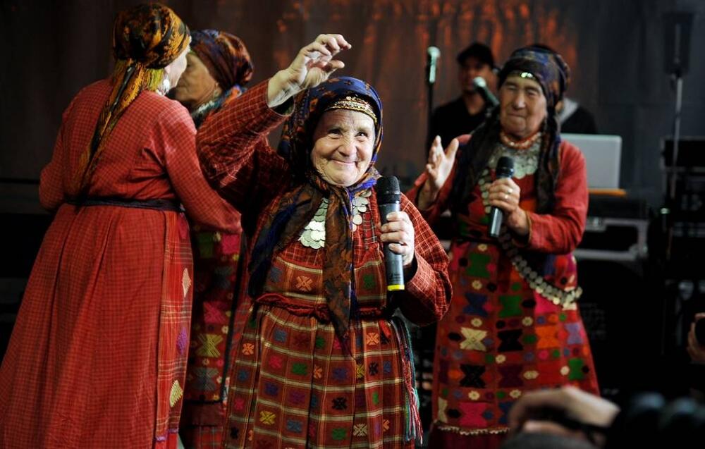 Puqaçova vəfat etdi