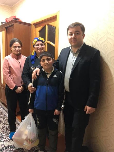 Emin Hacıyev Novruz bayramında seçiciləri ilə görüşdü - FOTO